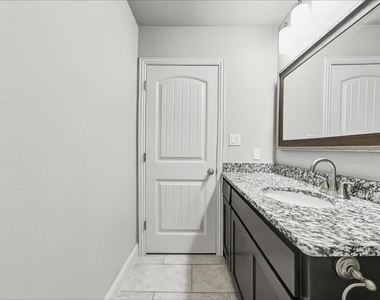 2816 Orchid Drive - Photo Thumbnail 16