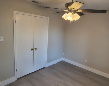 2524 Brinlee Branch Lane - Photo Thumbnail 23