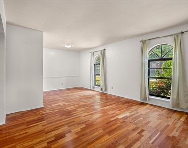 2801 Clover Valley Drive - Photo Thumbnail 1