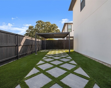 7336 Flyers Way - Photo Thumbnail 28