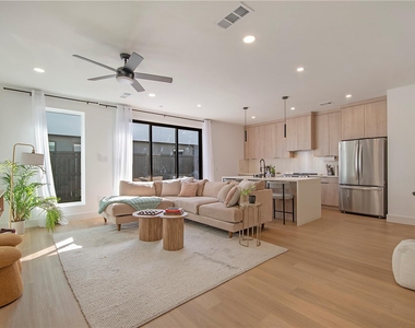 7336 Flyers Way - Photo Thumbnail 1