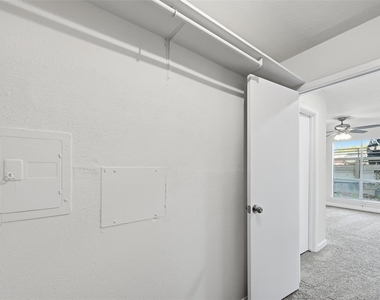 4859 Cedar Springs Road - Photo Thumbnail 25