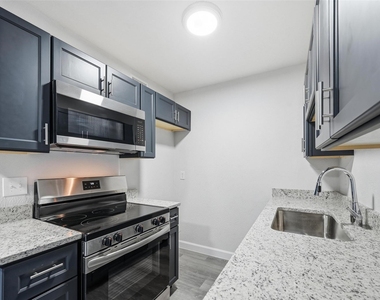 4859 Cedar Springs Road - Photo Thumbnail 7