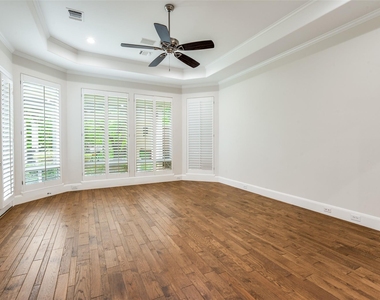 6526 Star Creek - Photo Thumbnail 17