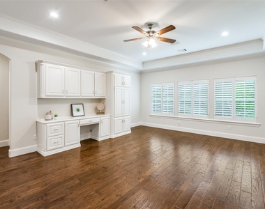 6526 Star Creek - Photo Thumbnail 11