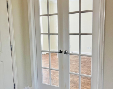 6165 Larkspur Lane - Photo Thumbnail 17