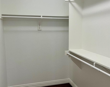 6165 Larkspur Lane - Photo Thumbnail 21
