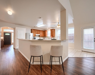 3912 Releigh Court - Photo Thumbnail 15