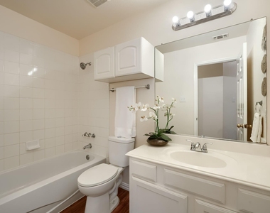 3912 Releigh Court - Photo Thumbnail 21