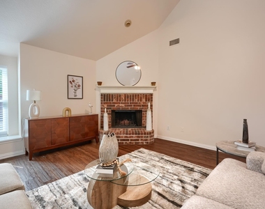 3912 Releigh Court - Photo Thumbnail 11