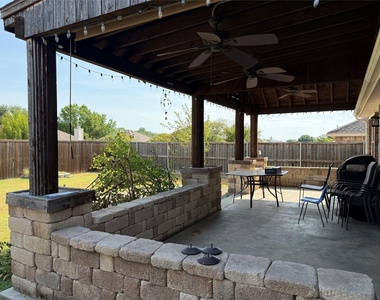 7704 Val Verde Drive - Photo Thumbnail 22