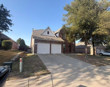 7704 Val Verde Drive - Photo Thumbnail 19