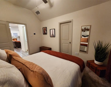 4708 Haltom Road - Photo Thumbnail 14