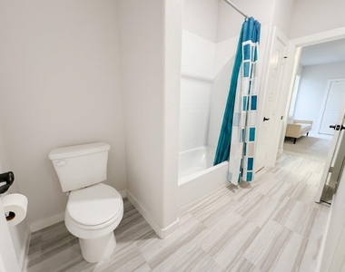 1708 Birch Street - Photo Thumbnail 23