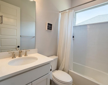 1708 Birch Street - Photo Thumbnail 28