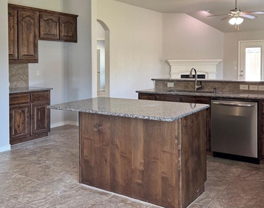 1113 Seguin Road - Photo Thumbnail 10