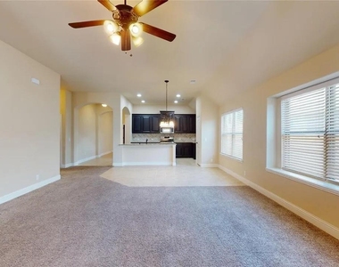 5205 Ambergate Lane - Photo Thumbnail 10