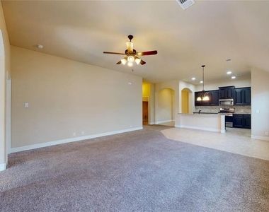 5205 Ambergate Lane - Photo Thumbnail 9