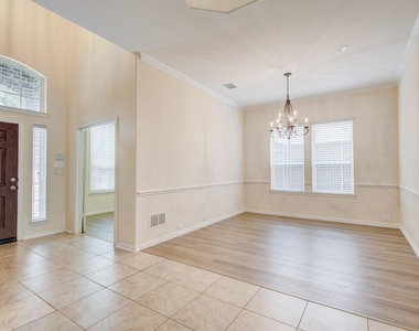 3102 Clearfork Trail - Photo Thumbnail 6