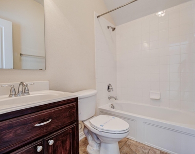 3102 Clearfork Trail - Photo Thumbnail 26