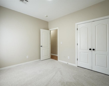 11016 Nw 104th Terrace - Photo Thumbnail 28