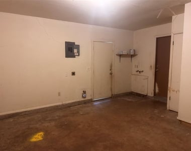 117 Ann Arbor Drive - Photo Thumbnail 12