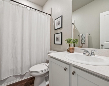 11600 Silver Queen Drive - Photo Thumbnail 19