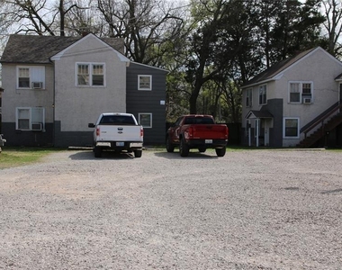 608 Chautauqua Avenue - Photo Thumbnail 1