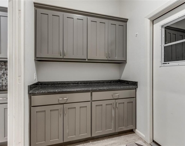 18316 Bridlington Drive - Photo Thumbnail 29
