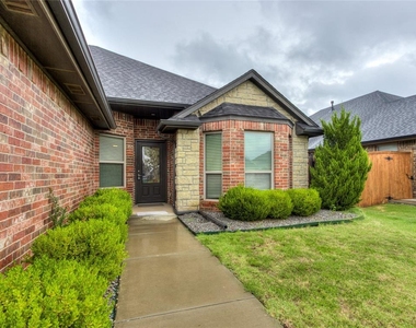 18316 Bridlington Drive - Photo Thumbnail 2