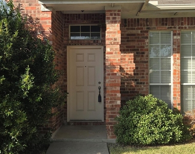 2205 Chapman Drive - Photo Thumbnail 1