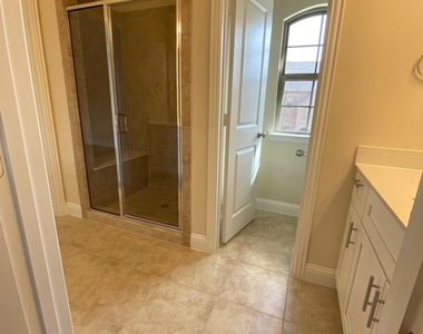 6245 Rainbow Valley Place - Photo Thumbnail 10
