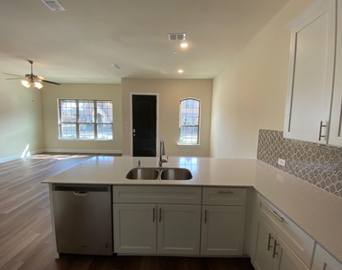 6245 Rainbow Valley Place - Photo Thumbnail 6