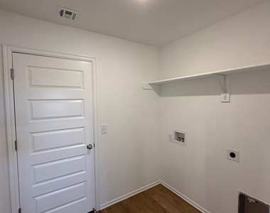 644 Sw 11th Street - Photo Thumbnail 14