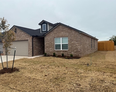 644 Sw 11th Street - Photo Thumbnail 1