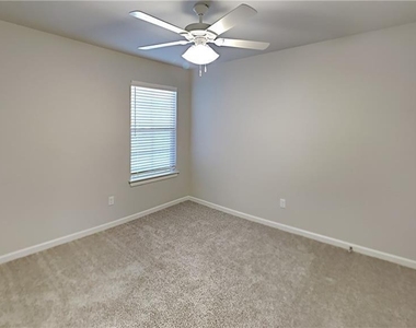 489 Hardesty Drive - Photo Thumbnail 8