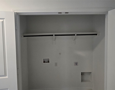 9205 Grackle Place - Photo Thumbnail 11