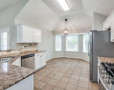 9300 Chesapeake Lane - Photo Thumbnail 3
