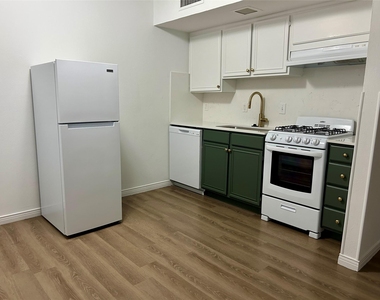 15922 Stillwood Street - Photo Thumbnail 8