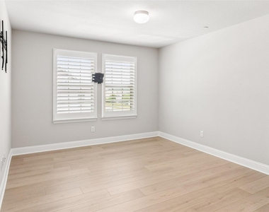 6020 Bursey Road - Photo Thumbnail 17