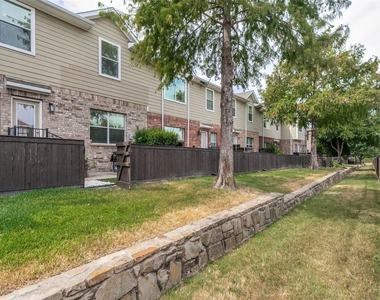 4603 Penelope Lane - Photo Thumbnail 18
