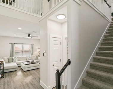 4603 Penelope Lane - Photo Thumbnail 4