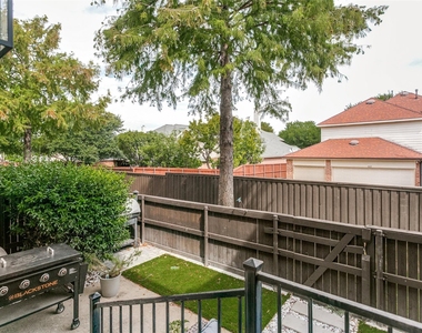 4603 Penelope Lane - Photo Thumbnail 22