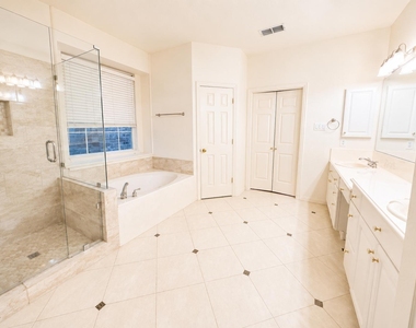 18283 Meandering Way - Photo Thumbnail 22