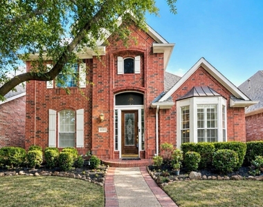 18283 Meandering Way - Photo Thumbnail 1