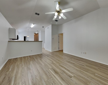 2729 Mountain Lion Drive - Photo Thumbnail 3