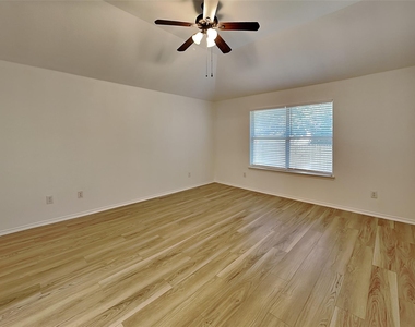 2729 Mountain Lion Drive - Photo Thumbnail 7