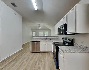 2729 Mountain Lion Drive - Photo Thumbnail 5