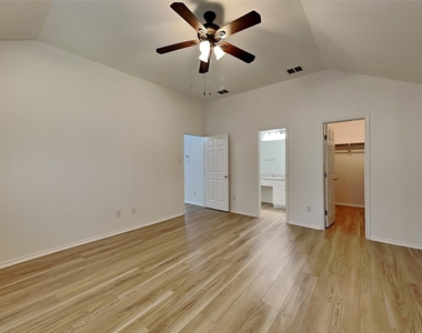 2729 Mountain Lion Drive - Photo Thumbnail 8