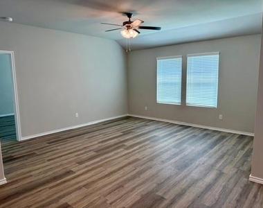 2716 Flowers Drive - Photo Thumbnail 2